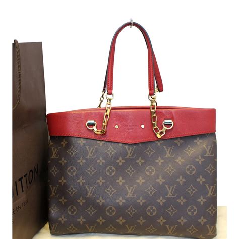 louis vuitton pallas shopper